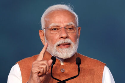 3 ವಂದೇ ಭಾರತ್ ಎಕ್ಸ್’ಪ್ರೆಸ್ ರೈಲುಗಳಿಗೆ ಚಾಲನೆ ನೀಡಿದ ನರೇಂದ್ರ ಮೋದಿ